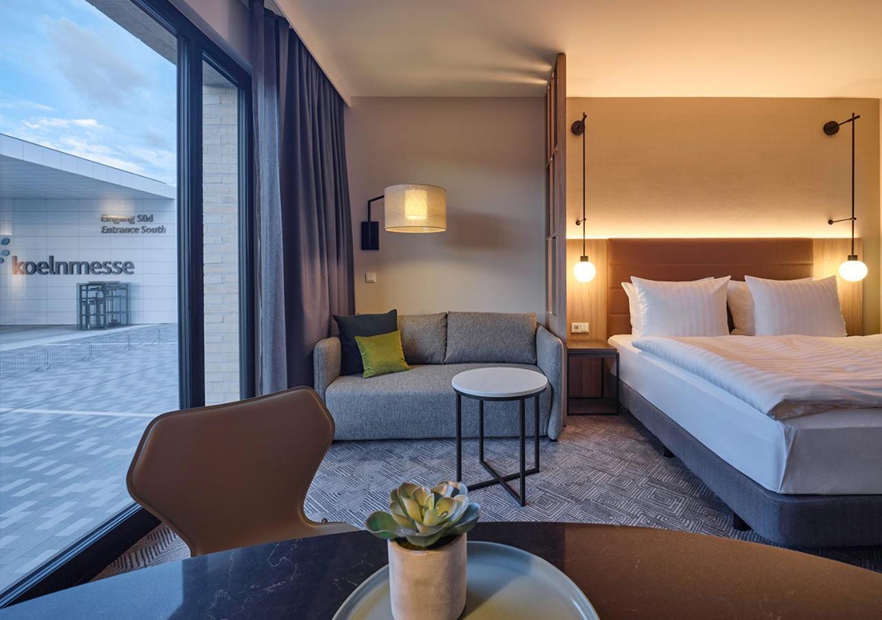 Hotel Adina Cologne