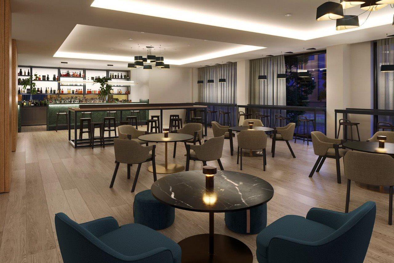 Adina Aparthotel 4*